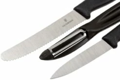 Victorinox SwissClassic Gemüsemesser Schwarz, 3er-Set, 6.7113.31 8 Victorinox SwissClassic Gemüsemesser Schwarz, 3er-Set, 6.7113.31 -Messer Verkäufe 2024 VT6 7113 31 03 victorinox vt6 7113 31 03